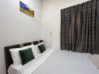 Ipoh Family Cozy Homestay 4R4B 12-13pax SY23 - Ipoh - 7
