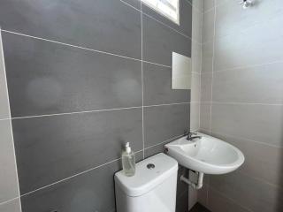 Ipoh Family Cozy Homestay 4R4B 12-13pax SY23 - Ipoh - 3