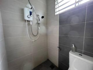 Ipoh Family Cozy Homestay 4R4B 12-13pax SY23 - Ipoh - 2