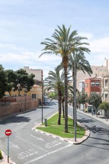Lovely 3-bedroom apartment with balcony - Alicante - 2