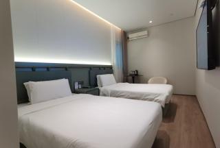 Shanghai Ange Hotel - Next to Longyang Road Subway Station, Near New Internatonal Expo Center - Shanghai - 2
