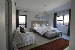 At Hummingbird Hill Hermanus - 6