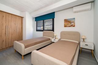 Central, Parking, Play area, 1km to the Sea - Iráclio - 1
