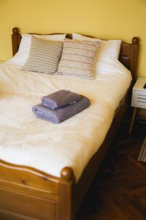 Noni's Old Town Apartment - 3