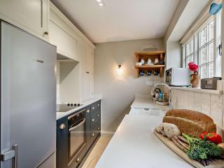 2 Bed in Hook Norton 92008 - Hook Norton - 1