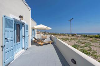 Ann-Margo House - Fira - 3