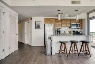 Tysons Corner 2br w pool nr restaurants bars WDC-814 - - 5