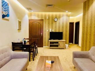 Golden Dahlia Fintas - 4