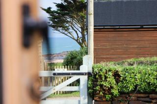 Beachside holiday home - 7