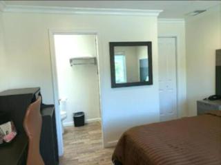 San Francisco Inn - 2