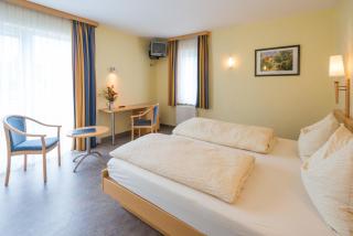 Hotel Burg Hof - Burg-Reuland - 9