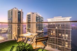 Manzil - 1BR Apartment in Emaar Beachfront with Private Beach & Marina Access - Dubai - 1