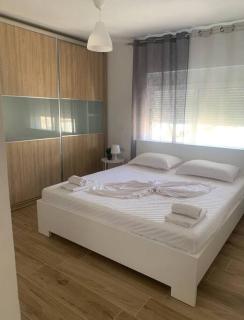 Apartment Roxy - Saranda - 1