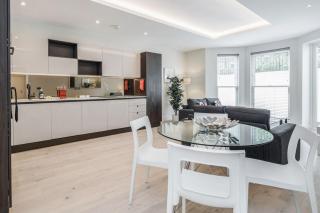 Roomspace Serviced Apartments- Lyons House - Surbiton - 6