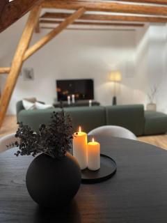 Mosel-Charm - Urige Dachgeschosswohnung für 6 Personen - 3 Schlafzimmer, Fahrradkeller & Gratis WLAN - BG Living & Hosting - Ürzig - 8