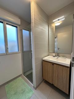 Bright sunny flat 2 bedrooms 750 sqft + free PKG - Saint-Ouen - 5