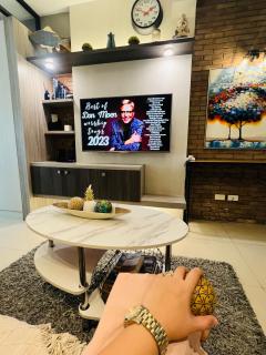 Aiza's Place in Shell Residences MOA - Manila - 8