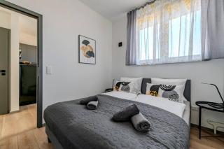 King's Golden Flat - Budapest - 9