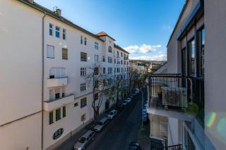 King's Golden Flat - Budapest - 1