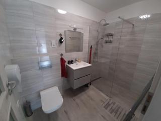 Ancsi Apartmanház - Balatonlelle - 6