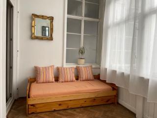 Geräumige Altbauwohnung im Zentrum - Graz - 7