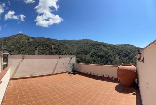 Josef House - Graniti - 1