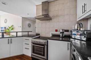 Luxury 1 Bedroom Apartment In Discovery Gardens - Dubai - 4