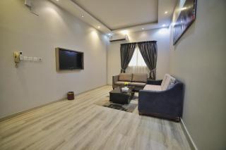 Modern Family Apartments 7 Mins Drive to Al Masjid Nabwi - Glamor - Medina - 1