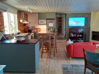Stunning6B2B views,jacuzzi,sauna - - 6