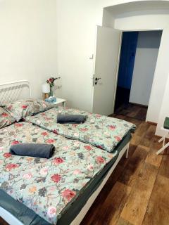 Nice room with double bed in zizkov - shared bathroom - Prague - 4