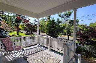 Bluemoon Vacation Rentals - Anne Hathaway House - Ashland - 1