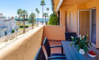 Fantastic Apartment 80m from the Beach! - 0