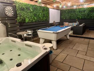Bothy Farm Stay Sleeps 2 HotTub and Pool Table Children Welcome Ayrshire Rural Retreats - Newmilns - 8