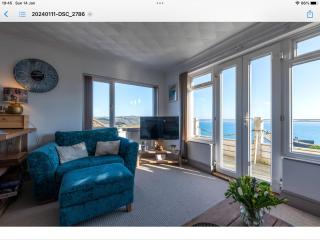Seaside Escape at Looe Apartment - 7