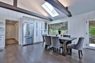 Stunning Executive Retreat 5b/4ba —Entire Home - 8