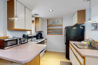 Hibernation Station - Thornton - 2