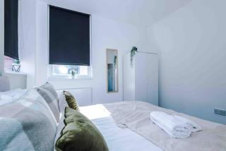 Spacious One-Bedroom Apartment in Saint Helens - 3