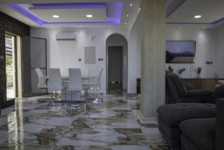 LUXURY VILLA - Chlorakas - 1