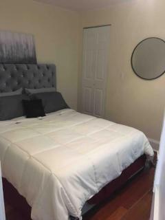 The luxury lounge - Schenectady - 7