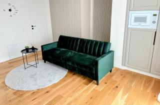 Stylish Apartment Getaway with self check-in and free parking lot - Arad - 3