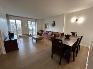 Disney 3 mn, 14 people , 4 bedrooms, 2 parkings privés - 3