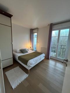 Disney 3 mn, 14 people , 4 bedrooms, 2 parkings privés - Chessy - 6