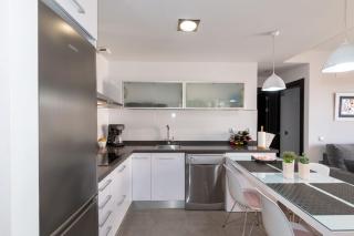 Stunning Beachside Apartment - La Mata - 3
