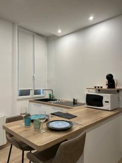 * Cosy & Netflix Proche Centre * - 2