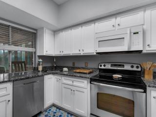 Hidden Dunes Cottage 140 by Newman-Dailey - Destin - 5