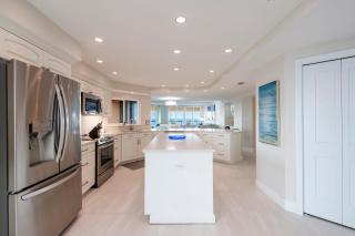 Steps to Beach & Pool - Resort Amenities Galore! - Clearwater Beach - 3