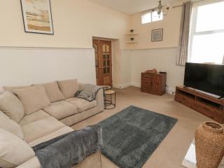 Courtyard Cottage - 7