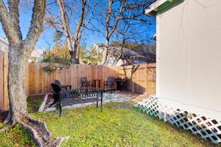 Kay's Kottage - Galveston - 9
