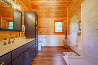 Adirondack Alpine Cabin with Hot Tub, Near Whiteface, Lake Placid, Game Rm, Fenced Yard, Views - Jay - 5