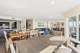 Oceanfront 3-unit complex - Private Deck - BBQ - Oceanside - 1